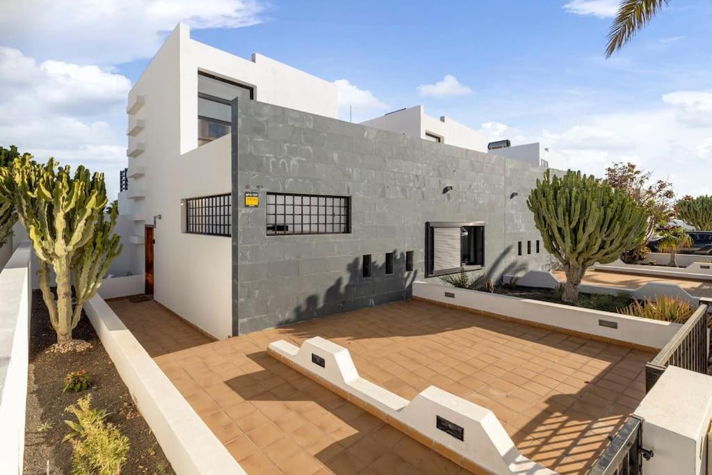 Villa Ramimedi 4 Tías Exteriör bild